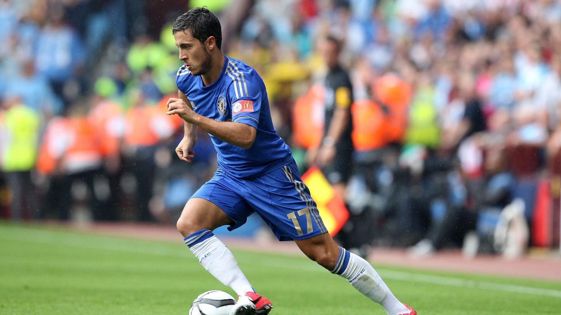 切尔西挖角帕斯遇皇马回购条款拦路，切尔西角球